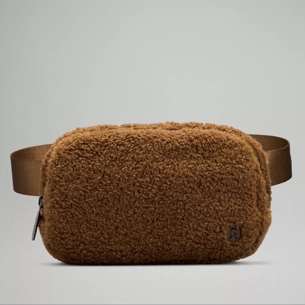 Lululemon sherpa belt bag brown